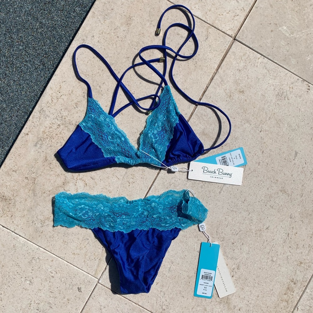 NWT! Beach Bunny Lace Bikini 👙 top:L/bottom:XS